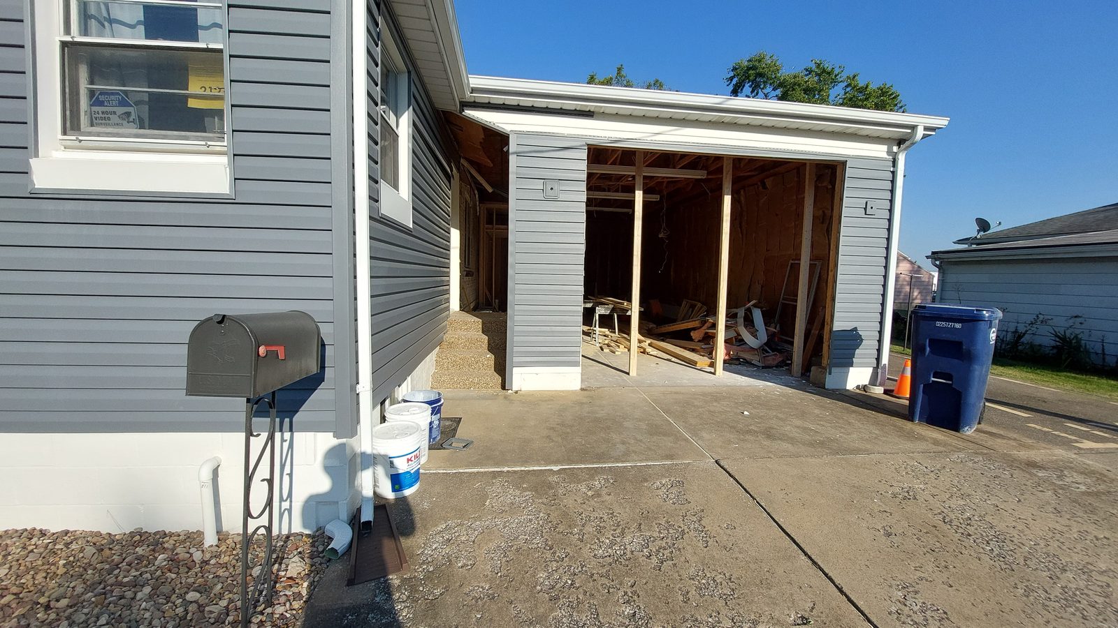 Renovating the garage into the studio, step by step (4 of 20)